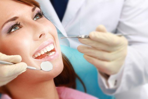 Răng bị sâu nặng có nên trồng răng sứ không? 3