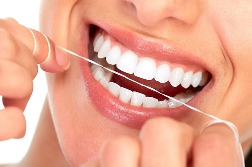 Làm răng sứ phải kiêng gì? Chế độ chăm sóc răng tốt nhất 1